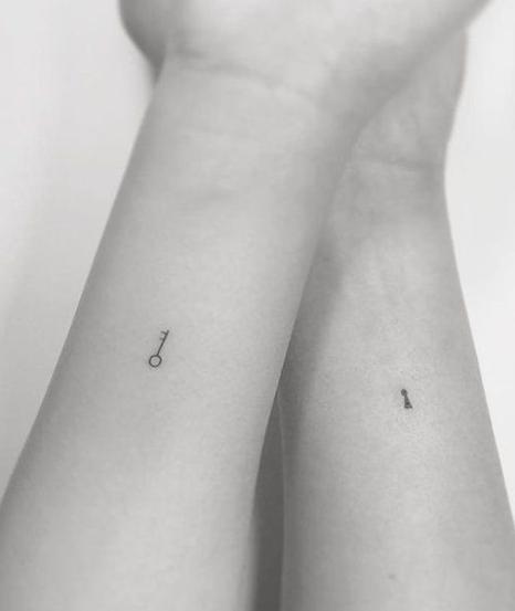 tatouages à faire avec sa meilleure amie discret 