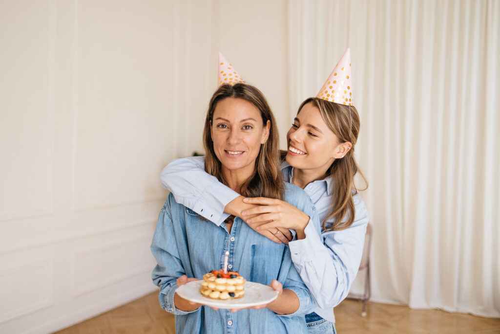 Joyeux anniversaire maman : 70 messages qui la marqueront